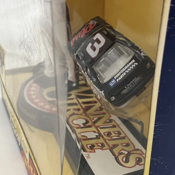 Vintage 1998 Kenner Dale Earnhardt Winner’s Circle Starting Lineup Figure Car - Picture 12 of 16